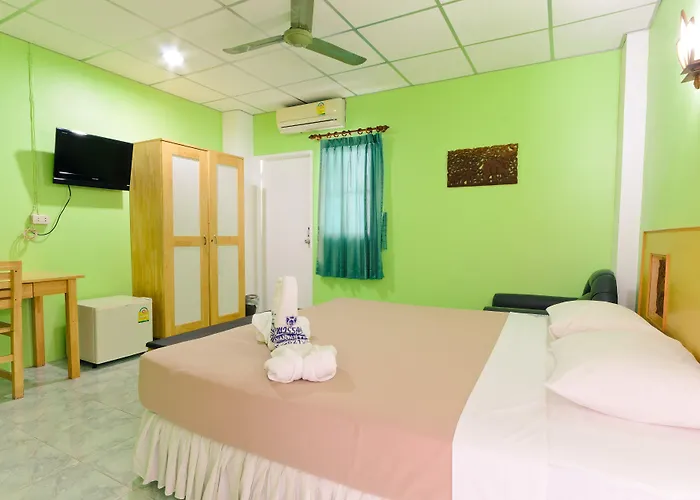 Hotel Sananwan Palace