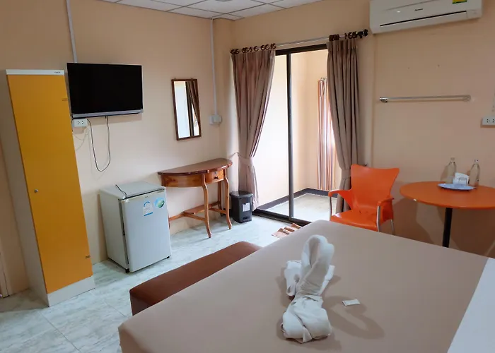 Hotel Sananwan Palace 2*