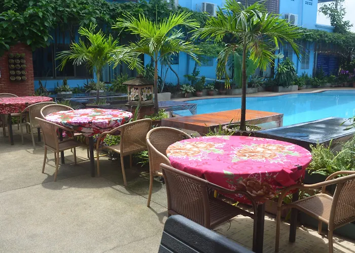 Sananwan Palace 2*