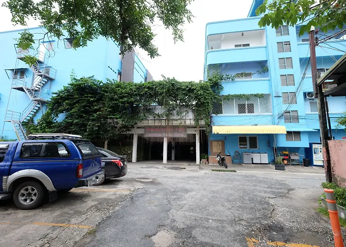 Hotel Sananwan Palace