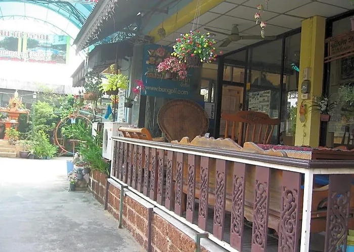 Sananwan Palace 2*